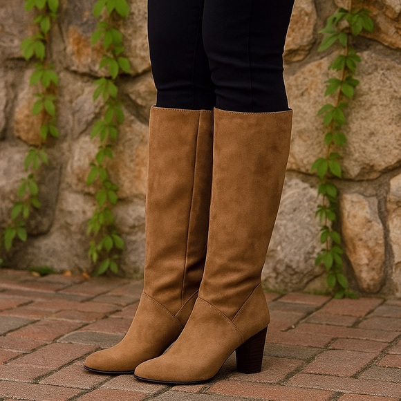 Boden Shoes - BODEN Tan Mircosuede (Textile) Block Heel Boots, 38